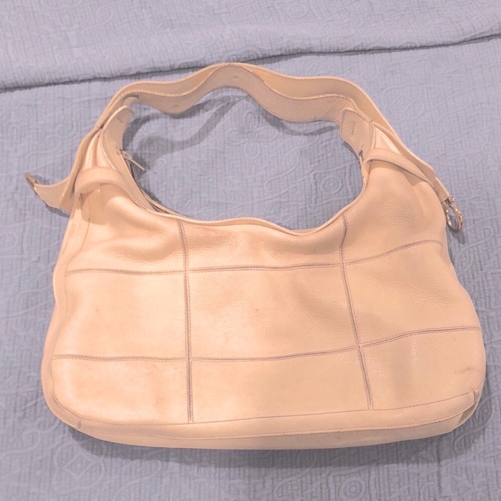 Salvatore Ferragamo white leather bag GD condition light blue interior -Vintage